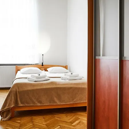 Apartament Topolowa Street